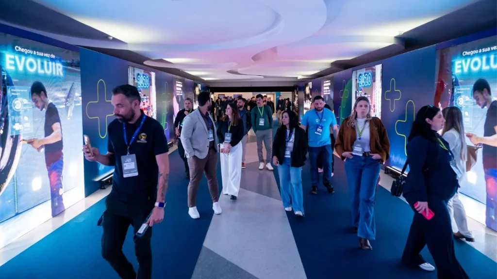 Expo+Indústria 2026 movimenta negócios e atrai 20 mil visitantes no Paraná Expo+Indústria 2026 movimenta negócios e atrai 20 mil visitantes no Paraná