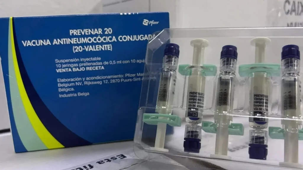 Saúde do Paraná distribui 60 mil doses da Pneumo 20 para idosos acima de 85 anos