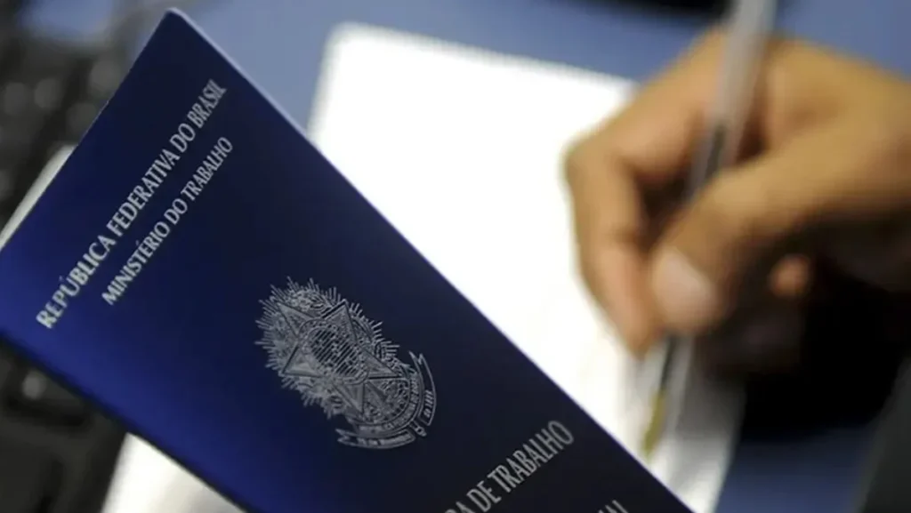Profissionais em Alta no Paraná: Veja os Cargos Mais Requisitados e Salários até R$ 71 Mil Profissionais em Alta no Paraná: Veja os Cargos Mais Requisitados e Salários até R$ 71 Mil