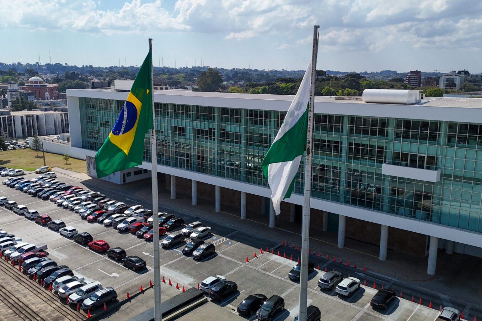 Retrospectiva 2025: Principais Destaques da Política Paranaense Retrospectiva 2025: Principais Destaques da Política Paranaense