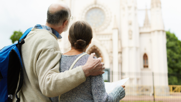 Turismo Religioso: A Nova Preferência dos Brasileiros Acima de 60 Anos Turismo Religioso: A Nova Preferência dos Brasileiros Acima de 60 Anos