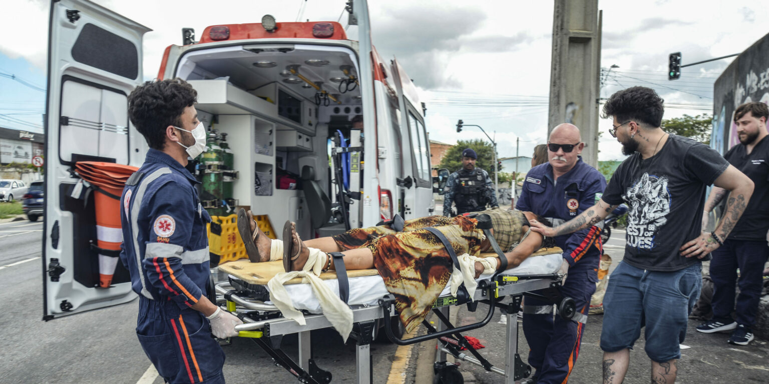 Polêmica da Internação Involuntária de Dependentes Químicos em Curitiba: Luz, Câmera, Ação!