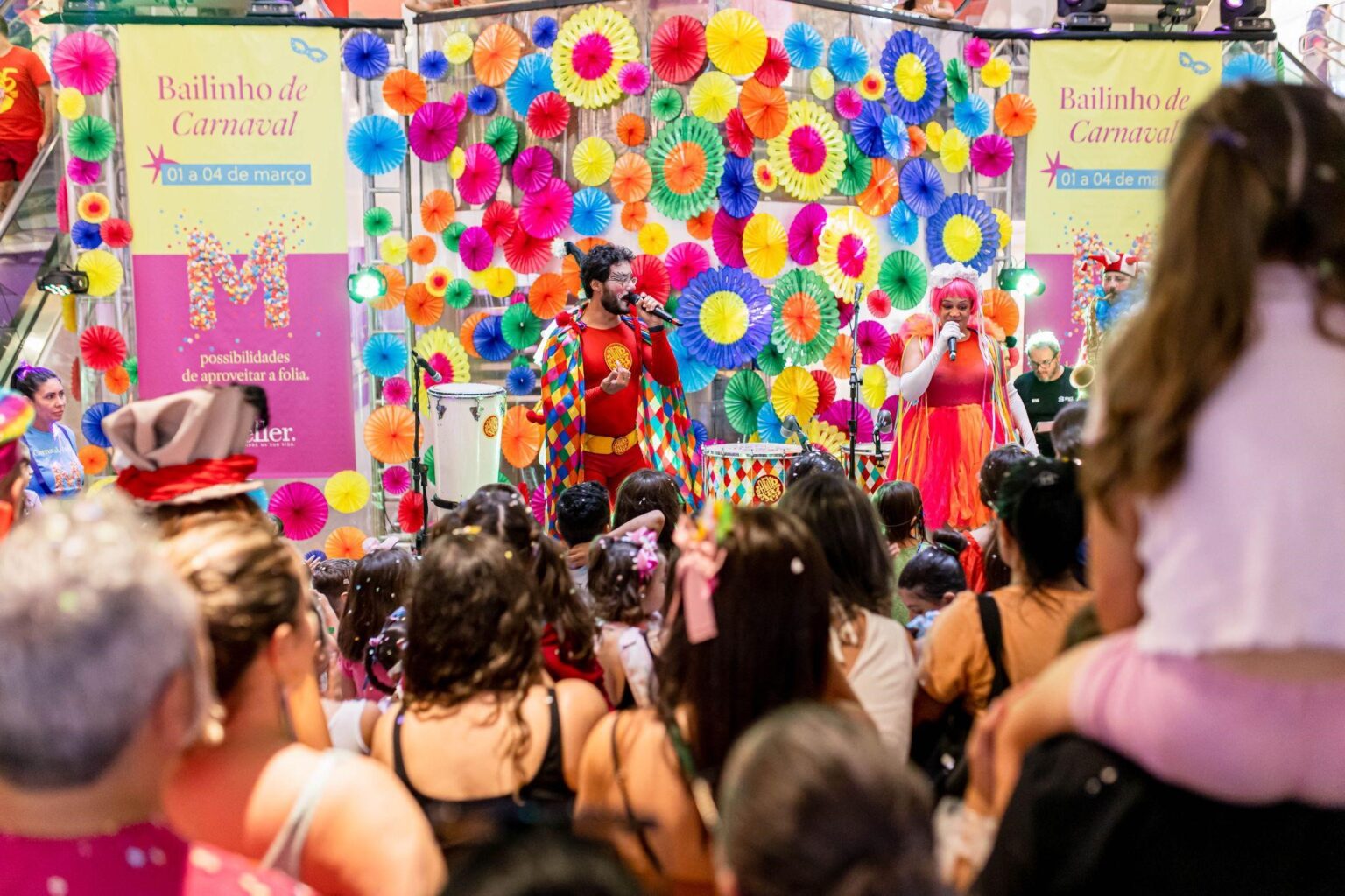 Carnaval em Curitiba: Programação Imperdível para Toda a Família