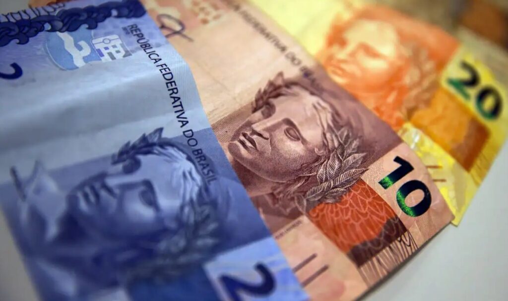 Inflacão em Curitiba: Números Acima da Média Nacional em Janeiro Inflacão em Curitiba: Números Acima da Média Nacional em Janeiro