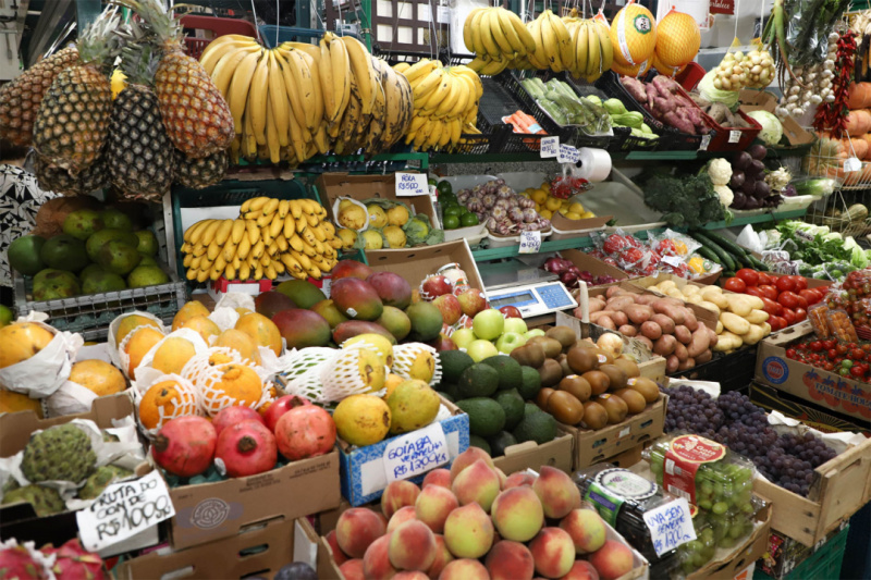 Preços de Alimentos no Paraná Caem com Influência de Frutas e Laticínios em Janeiro Preços de Alimentos no Paraná Caem com Influência de Frutas e Laticínios em Janeiro