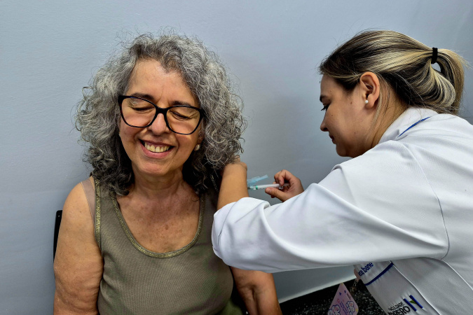 Dia D de Vacinação contra a Influenza é Lançado em Curitiba: Oportunidade de Proteção para a População Paranaense Dia D de Vacinação contra a Influenza é Lançado em Curitiba: Oportunidade de Proteção para a Populaç