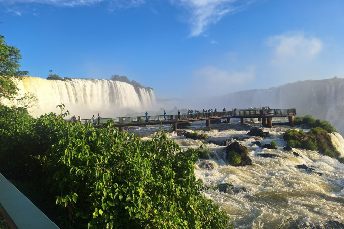 Paraná: Destino em Alta para Turistas em 2024 Paraná: Destino em Alta para Turistas em 2024