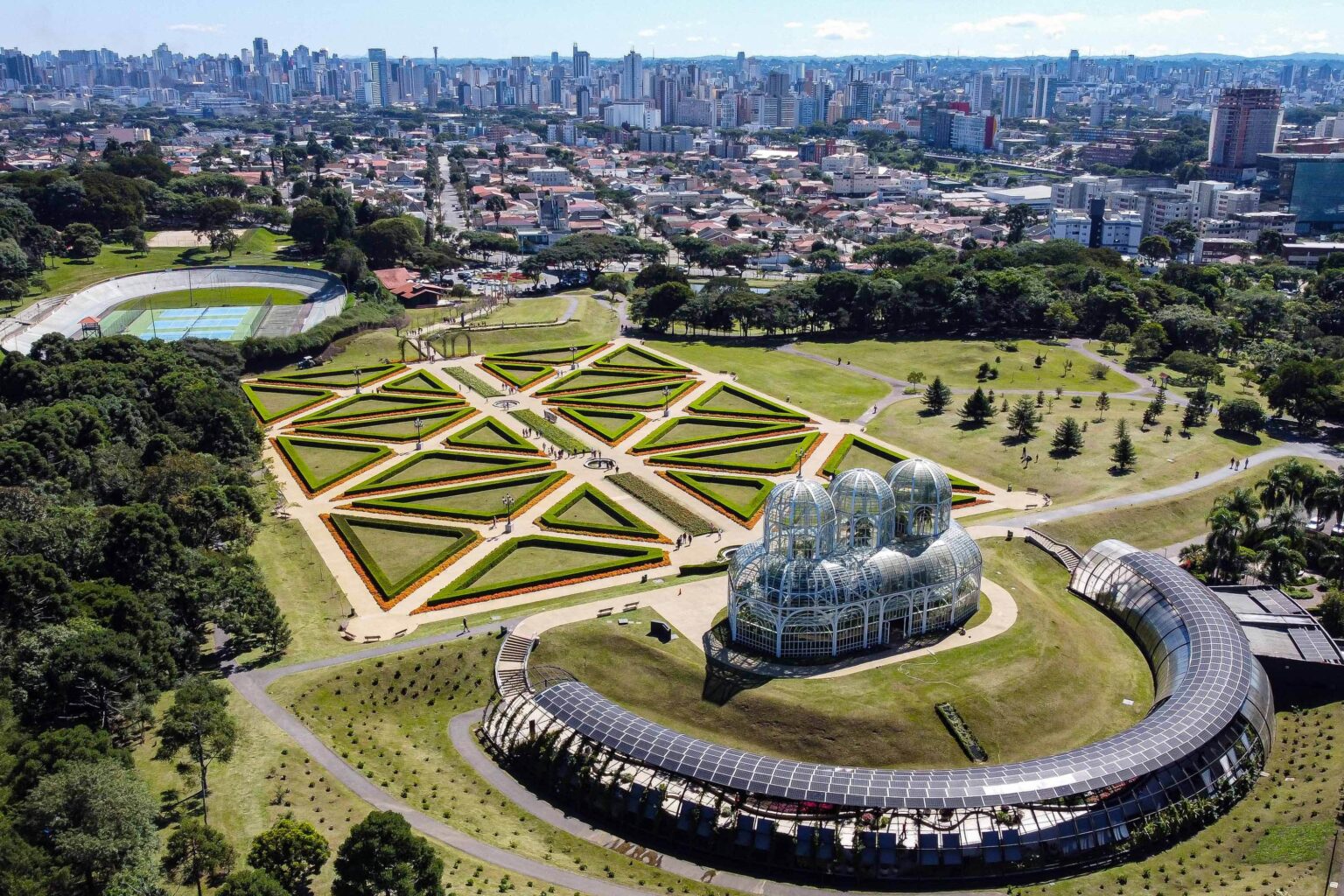 Alterações nos serviços de Curitiba para o feriado de Tiradentes em 2024