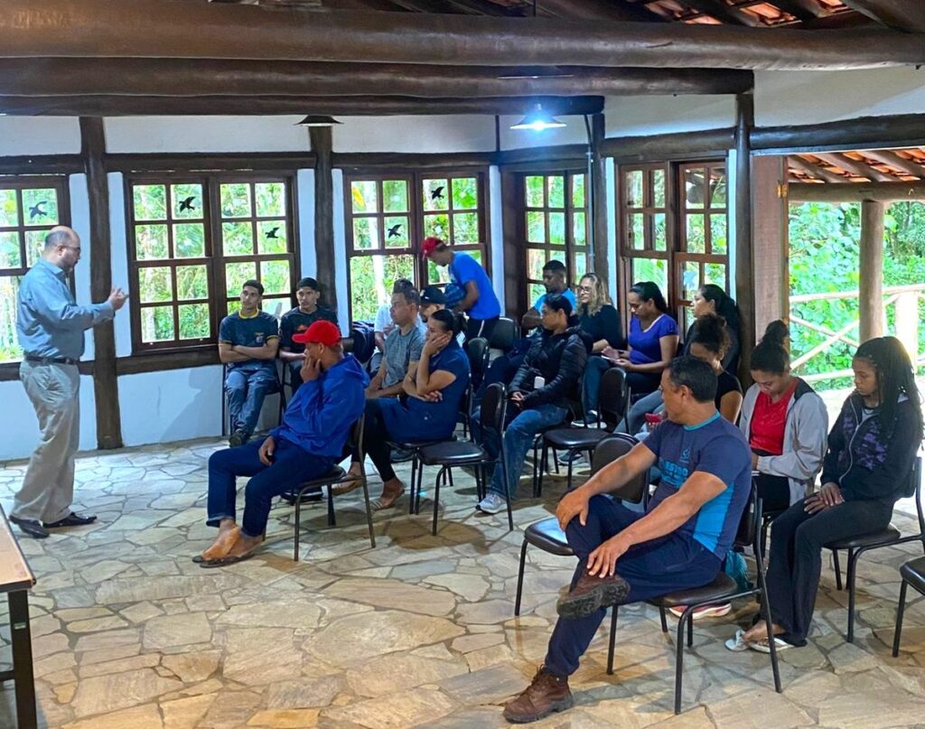 Curso Gratuito Forma Comunidades em Turismo Sustentável no Vale do Ribeira