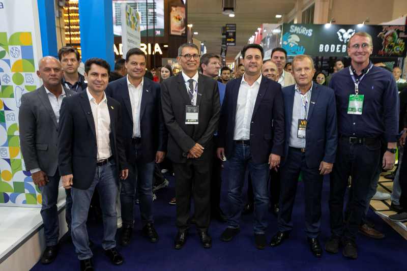 ExpoApras 2026: Governador do Paraná Destaca Avanços na Produção Alimentar e Comércio ExpoApras 2026: Governador do Paraná Destaca Avanços na Produção Alimentar e Comércio