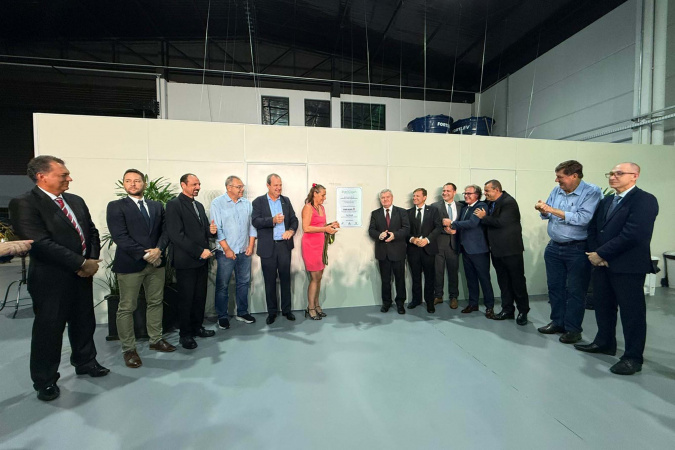 Inauguração da Primeira Fábrica de Tecnologia Húngara no Brasil Revoluciona o Agronegócio Paranaense Inauguração da Primeira Fábrica de Tecnologia Húngara no Brasil Revoluciona o Agronegócio Paranaense