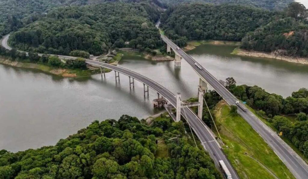 Leilão da BR-116 entre Curitiba e São Paulo: Quem Oferecerá o Maior Desconto no Pedágio? Leilão da BR-116 entre Curitiba e São Paulo: Quem Oferecerá o Maior Desconto no Pedágio?
