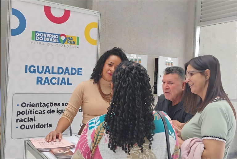 Curitiba Recebe Programa do Governo do Brasil: Avanços na Igualdade Racial Curitiba Recebe Programa do Governo do Brasil: Avanços na Igualdade Racial