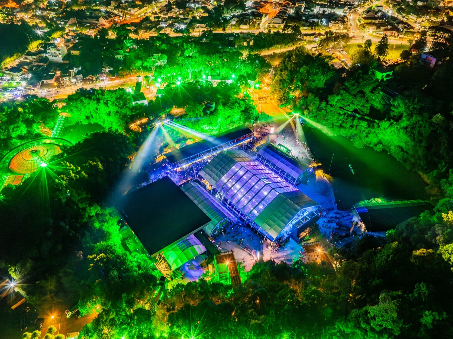 Warung Day Festival 2026: Atrações Imperdíveis Agitam Curitiba Warung Day Festival 2026: Atrações Imperdíveis Agitam Curitiba