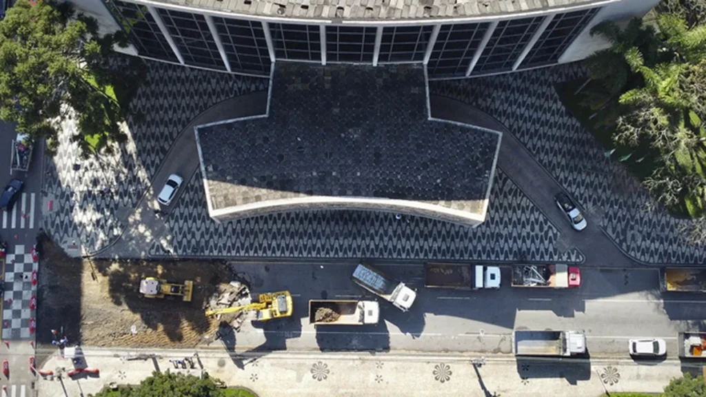 Curitiba inaugura calçadão na Rua Conselheiro Laurindo para valorizar o Centro