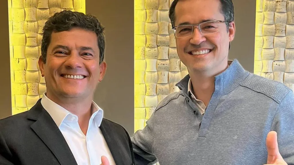 Liderança de Sergio Moro e Deltan Dallagnol destaca influência da Lava Jato na eleição do Paraná Liderança de Sergio Moro e Deltan Dallagnol destaca influência da Lava Jato na eleição do Paraná