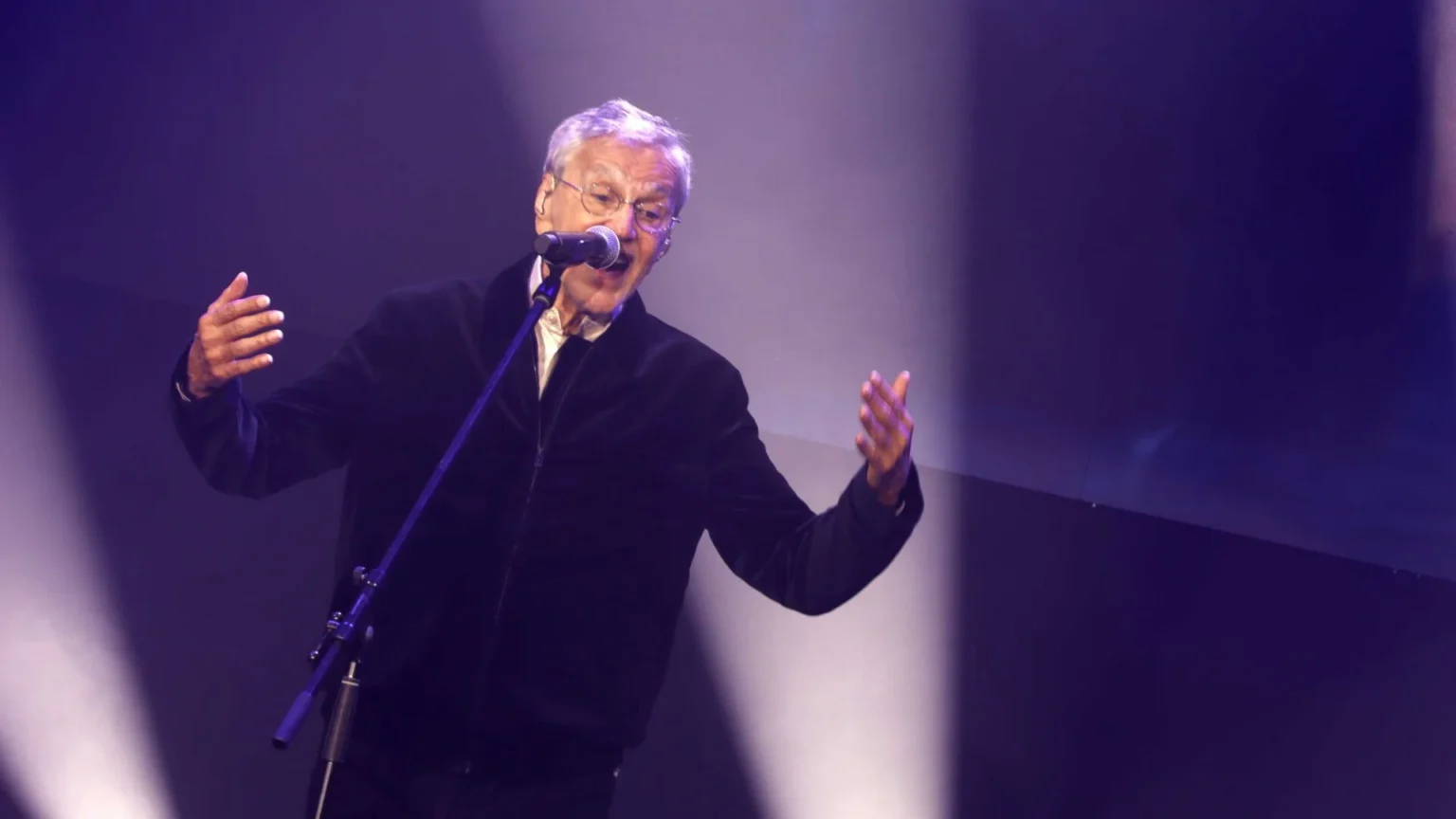 Caetano Veloso marca nova era cultural de Curitiba com show no Cine Lido