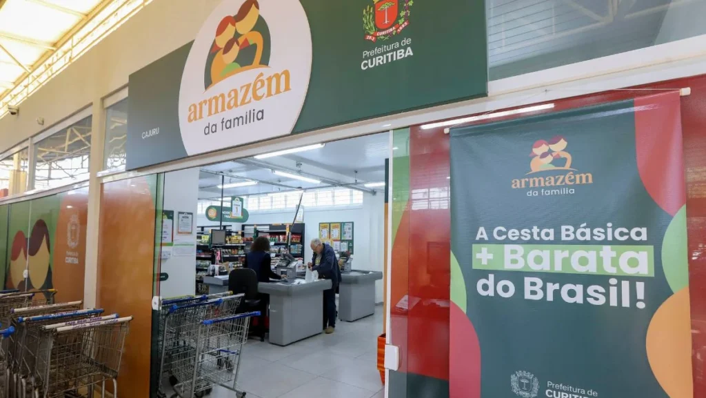 Arroz, feijão e frango por menos de R$ 12: ofertas imperdíveis na Semana da Economia em Curitiba
