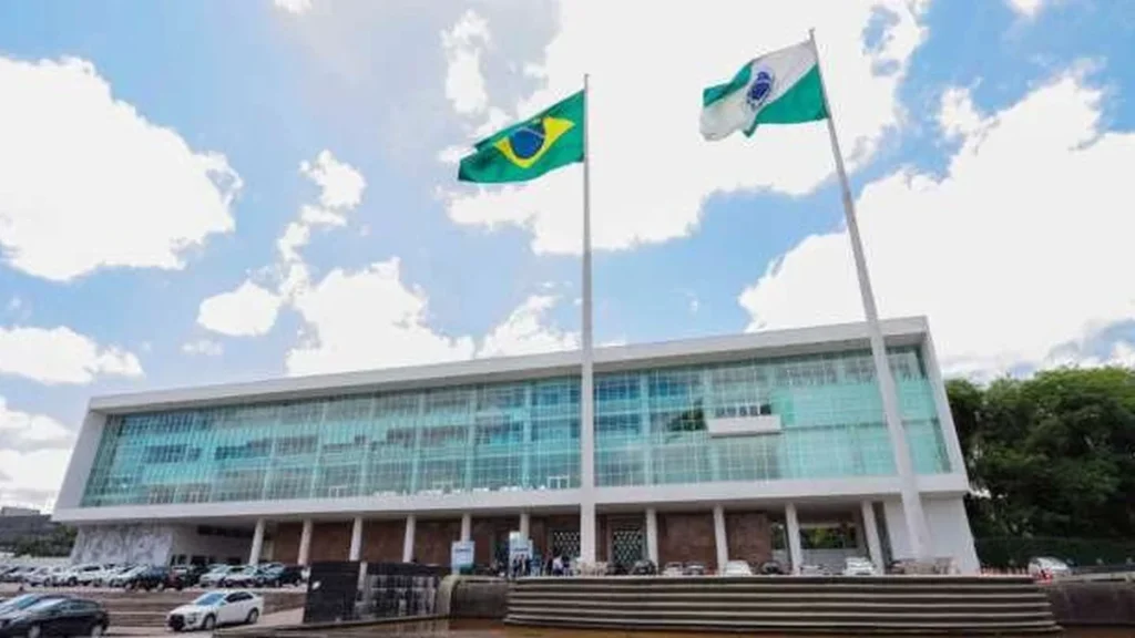 Paraná confirma oito candidatos para governo estadual com disputas definidas Paraná confirma oito candidatos para governo estadual com disputas definidas