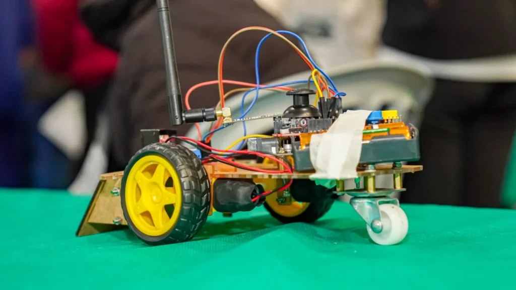 Paraná promove 1º Torneio de Robótica na rede estadual para fortalecer aprendizado prático