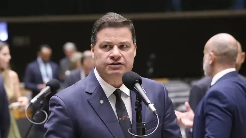 Sandro Alex desafia Sergio Moro e reforça continuidade do governo Ratinho no Paraná