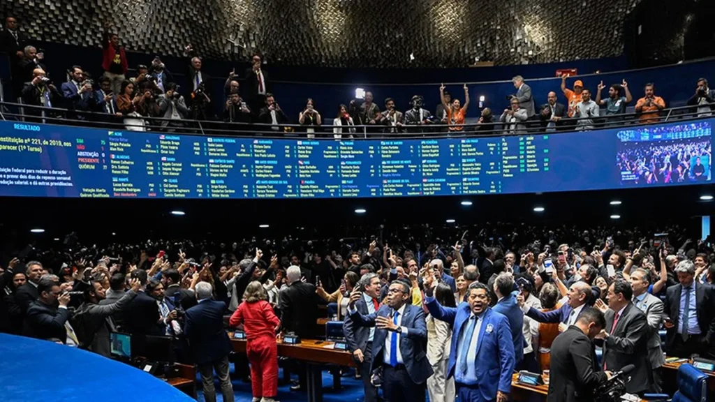 FAEP alerta para custo de R$ 4,1 bi e planeja ação judicial contra fim da escala 6x1 no Paraná