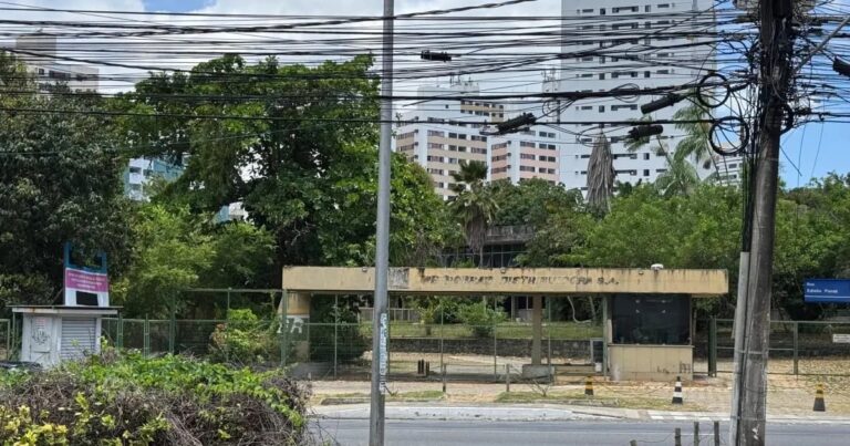 Licitação para Centro de Reabilitação em Salvador: Um Marco para a Saúde Pública Licitação para Centro de Reabilitação em Salvador: Um Marco para a Saúde Pública