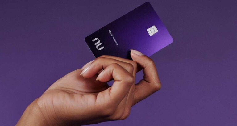 Nubank Reafirma Liderança no Mercado e Desmente Rumores de Falência