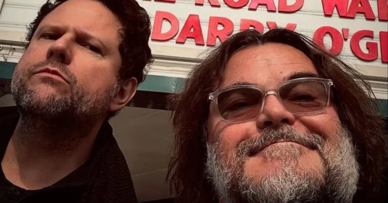 Selton Mello e Jack Black: Dupla Inusitada Celebra Sucesso com Música