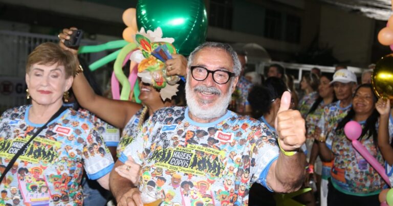 Sérgio Bezerra Celebra COMCAR e Valoriza Tradição Musical do Carnaval Sérgio Bezerra Celebra COMCAR e Valoriza Tradição Musical do Carnaval
