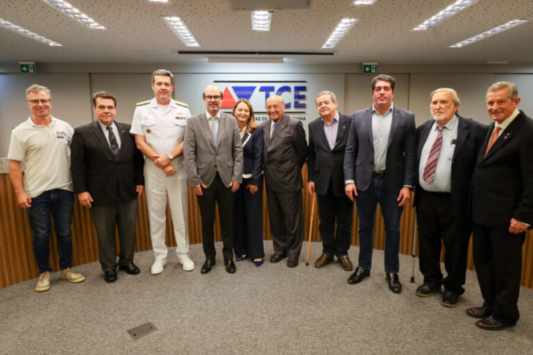 Fórum destaca a Economia do Mar na Bahia com foco em Desenvolvimento Sustentável Fórum destaca a Economia do Mar na Bahia com foco em Desenvolvimento Sustentável