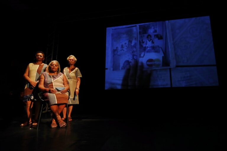 Mulheres de Alagados: Memória e Luta em ‘Maré Cheia’ Mulheres de Alagados: Memória e Luta em ‘Maré Cheia’