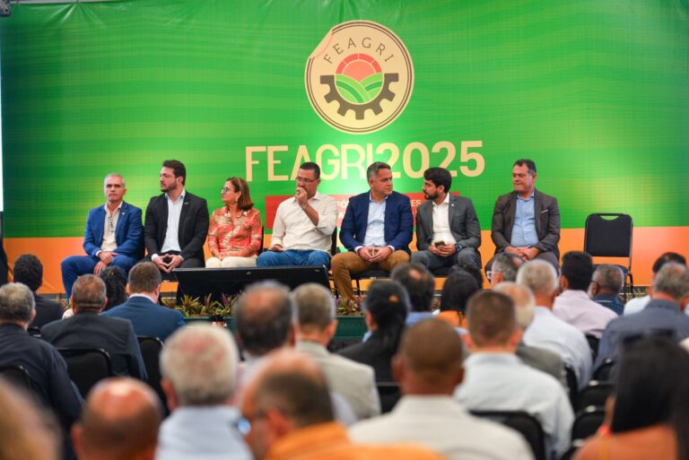 Salvador Sedia 6º Fórum de Gestores da Agricultura da Bahia e Lança Prêmio INOVAGRO Salvador Sedia 6º Fórum de Gestores da Agricultura da Bahia e Lança Prêmio INOVAGRO
