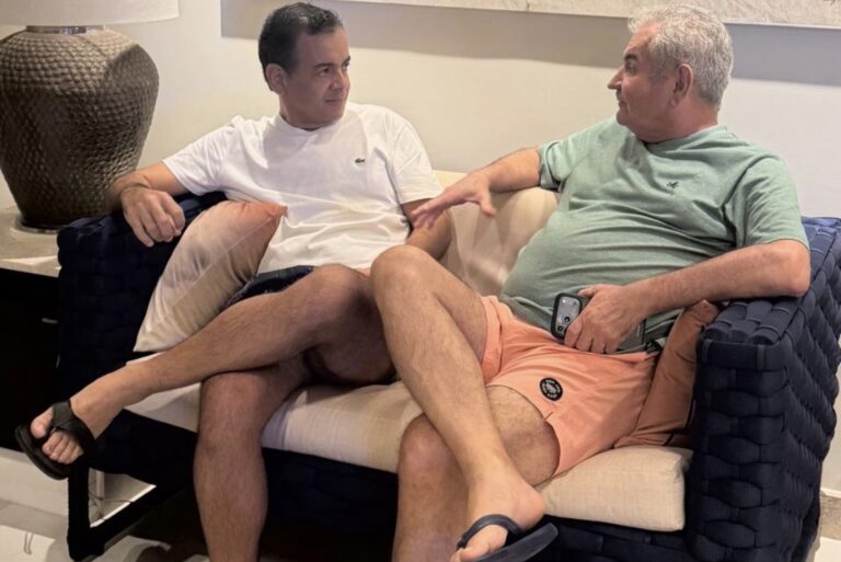 Articulação Política: Luizinho Sobral e Ângelo Coronel Discutem o Futuro da Bahia Articulação Política: Luizinho Sobral e Ângelo Coronel Discutem o Futuro da Bahia