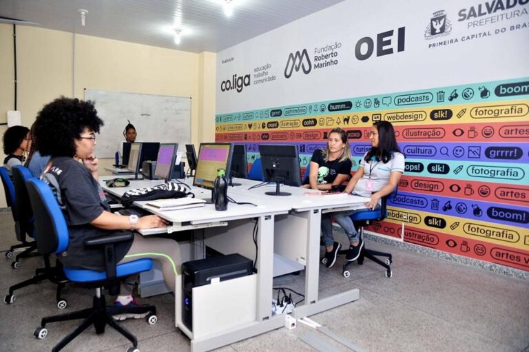 Cursos Gratuitos de Economia Criativa em Salvador: Inscrições Abertas! Cursos Gratuitos de Economia Criativa em Salvador: Inscrições Abertas!