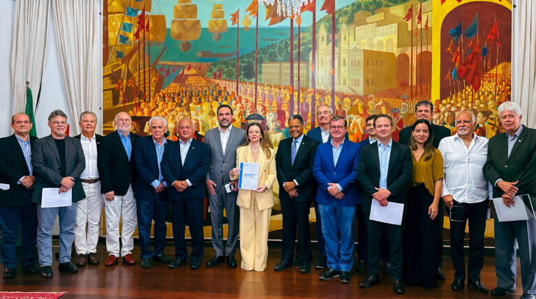 Empresários Debatem Jornada de Trabalho com Líderes na Câmara: Implicações para a Economia