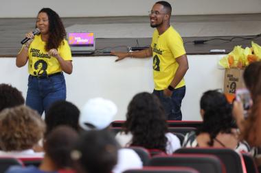 Estudantes do Colégio Estadual Luiz Viana Desenvolvem Habilidades em Comunicação Estudantes do Colégio Estadual Luiz Viana Desenvolvem Habilidades em Comunicação