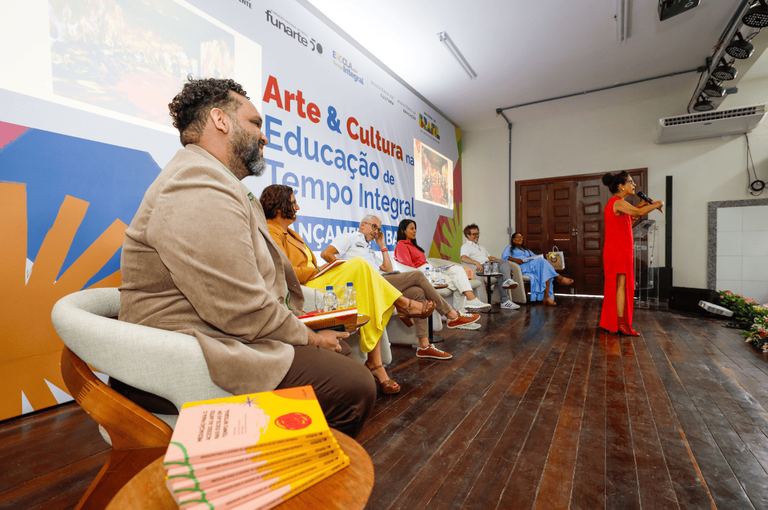 Fortalecimento da Arte e Cultura na Educação Integral: Nova Ação na Bahia Fortalecimento da Arte e Cultura na Educação Integral: Nova Ação na Bahia