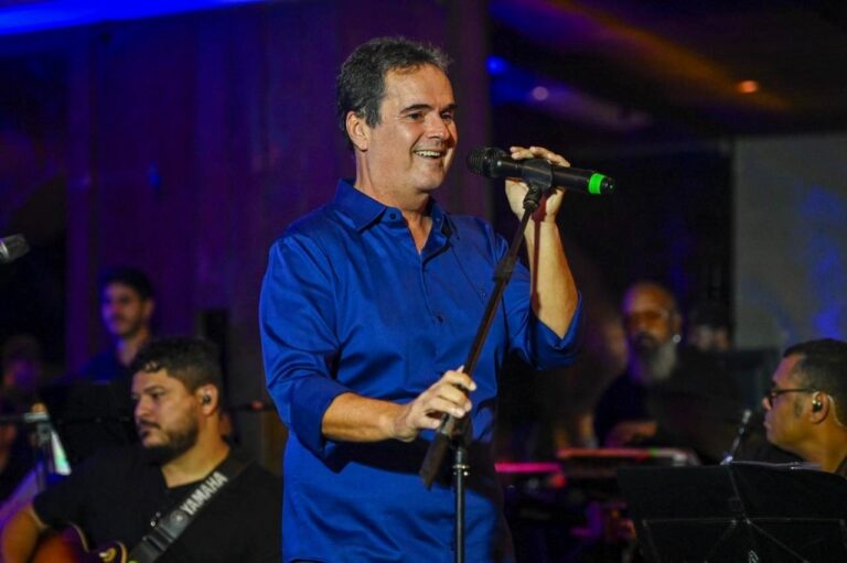 Ricardo Chaves Comemora 5 Anos do 'Sem Limites' com Show Lotado no Amado