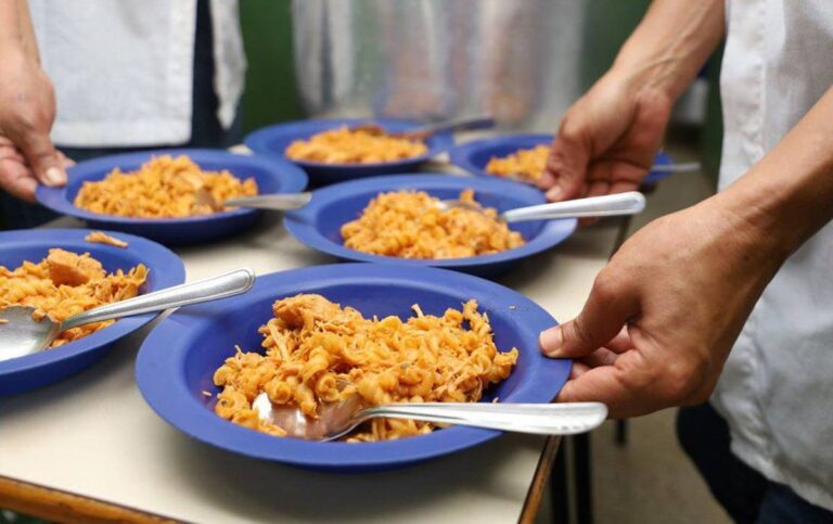 TCU Revela R$ 28 Bilhões de Merenda Escolar Sem Prestação de Contas