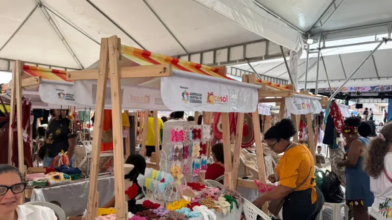Feira de Artesanato em Feira de Santana Impulsiona Economia Solidária com Mais de 80 Empreendedores