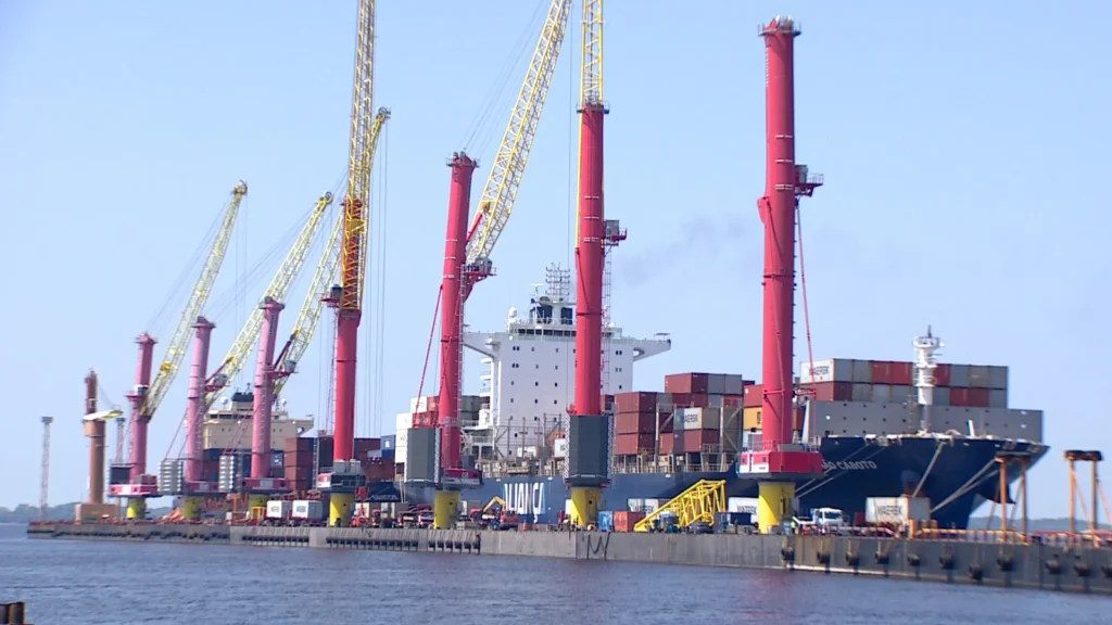 Desafios Logísticos da Vazante no Amazonas: Como Antecipar Impactos na Economia Desafios Logísticos da Vazante no Amazonas: Como Antecipar Impactos na Economia