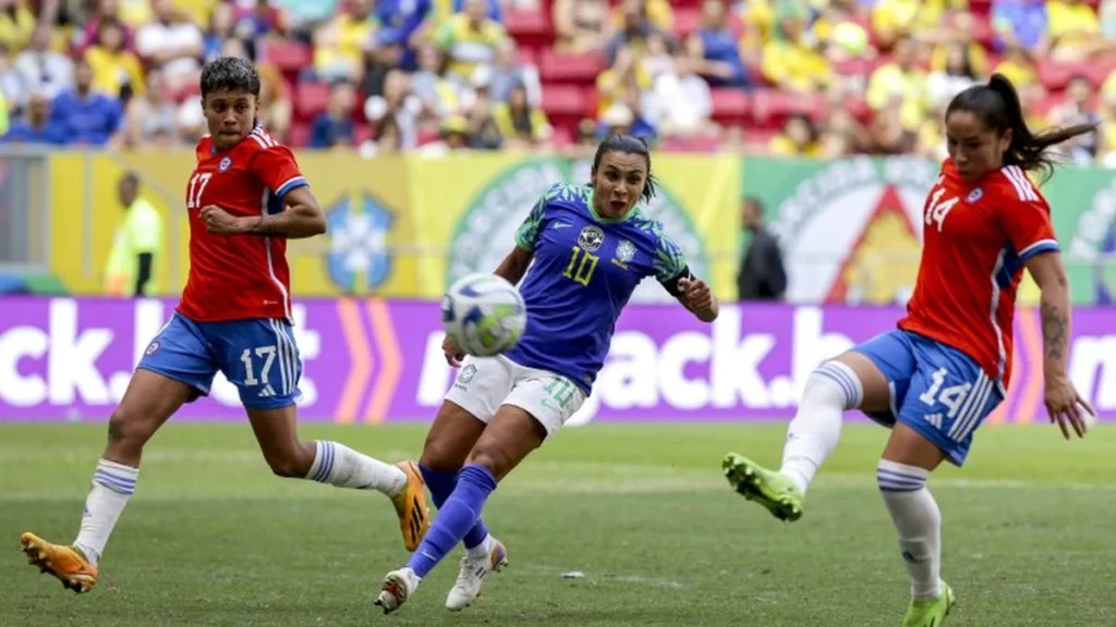 Copa do Mundo Feminina de 2027: Leis no Congresso fortalecem o futebol feminino