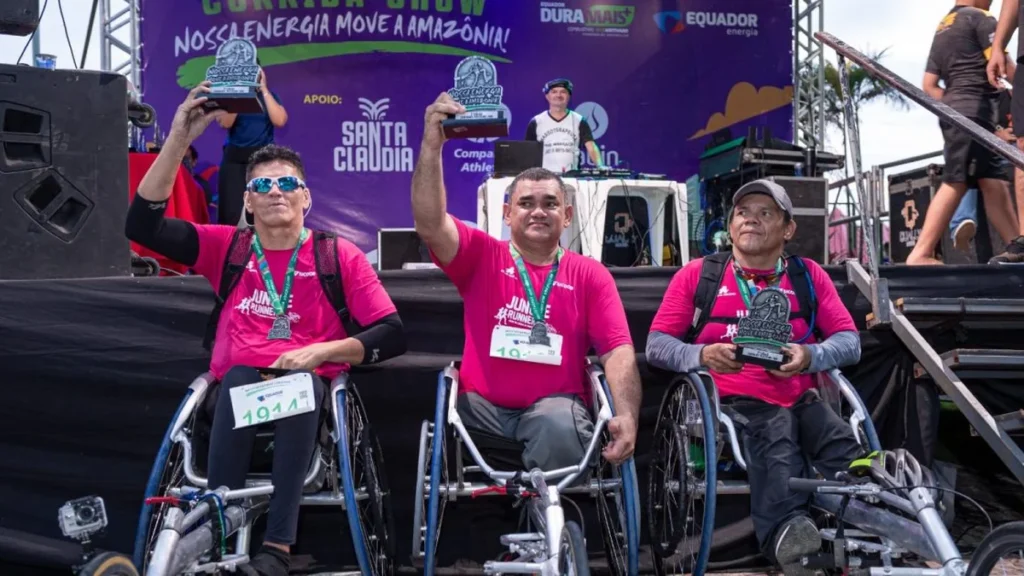 Corrida na Ponta Negra com show de Samuel Rosa atrai 3,5 mil em Manaus