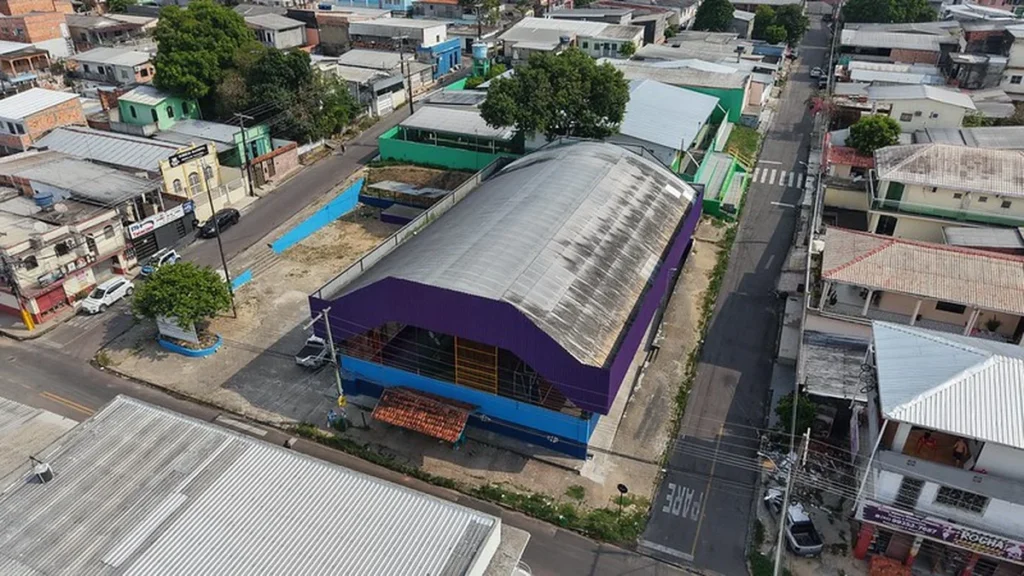 Reta Final da Reforma da Quadra de Esportes no Lírio do Vale