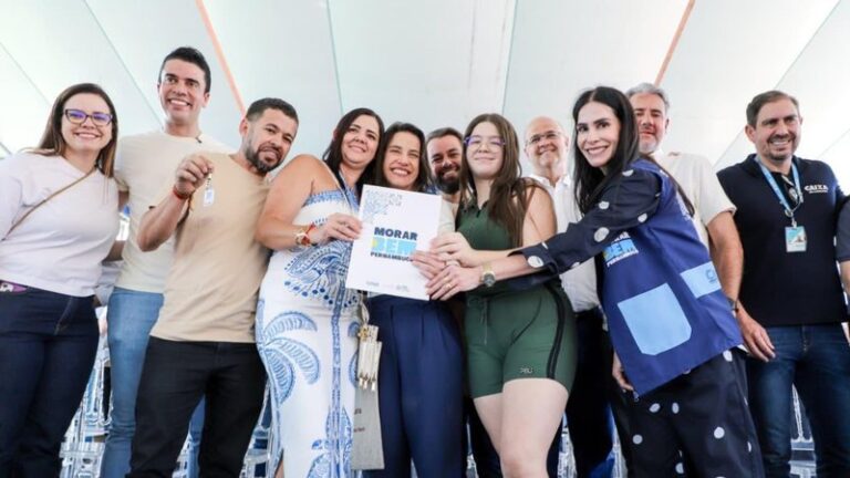 Raquel Lyra Entrega Moradias em Caruaru pelo Programa Morar Bem PE