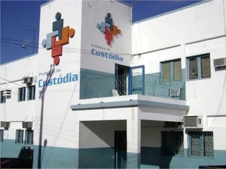 Suspensão da Cassação do Prefeito de Custódia: Entenda a Decisão do TSE