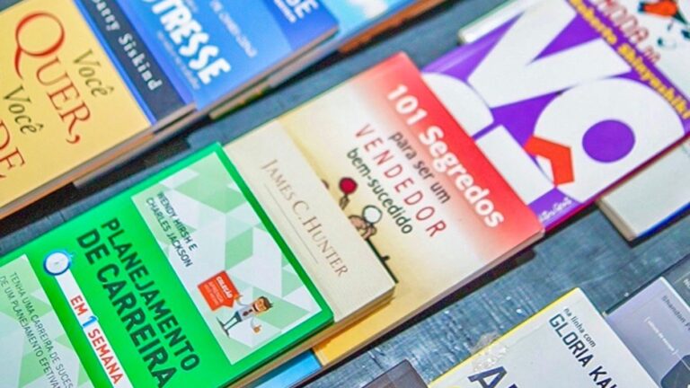 Feira de Livros do ICIA: Preços a Partir de R$ 2 e Estímulo à Leitura
