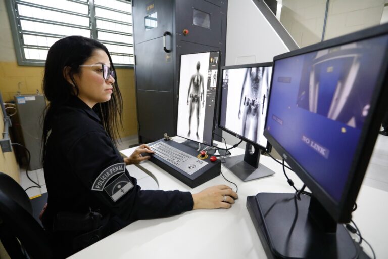 Sistema Prisional de Pernambuco Recebe 5,7 Mil Novas Vagas: Avanços na Infraestrutura Sistema Prisional de Pernambuco Recebe 5,7 Mil Novas Vagas: Avanços na Infraestrutura