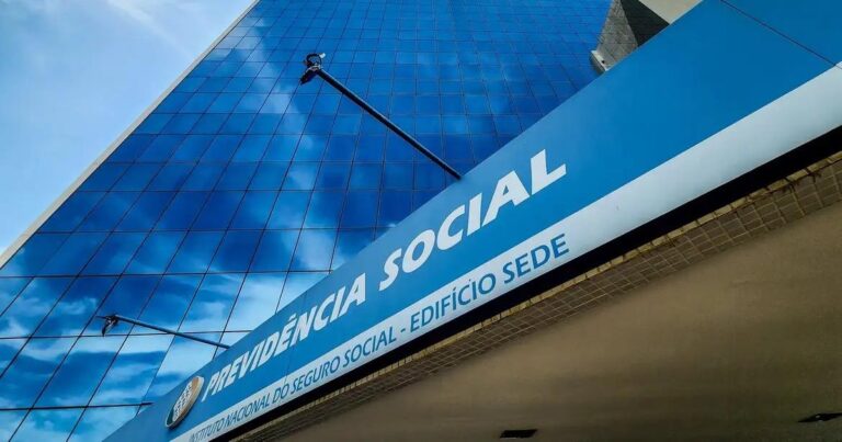 Zelador Sem Emprego Movimenta R$ 610 Mil na ‘Farra do INSS’, Revela Coaf Zelador Sem Emprego Movimenta R$ 610 Mil na 'Farra do INSS', Revela Coaf